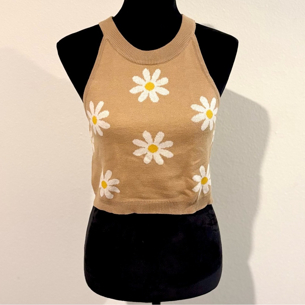 Nikka K Womens Daisy Print Cropped Tank Sweater